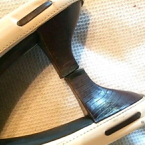 4@30.00 or 20.00 LADIES Designer Shoes by FRANCO SARTO - Picture 5 of 8